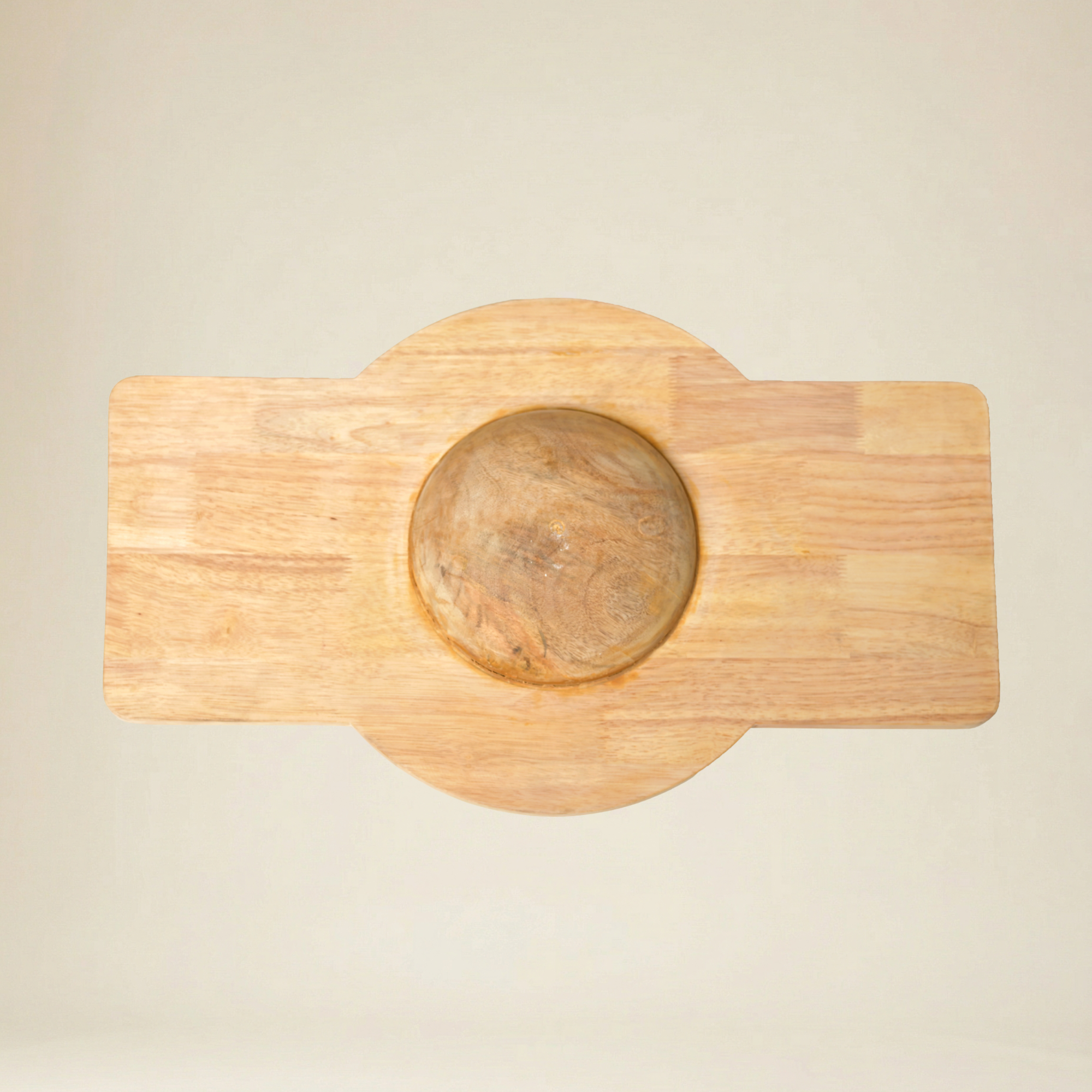 Detail view of the premium sustainable wood finish on the Balance Board MASTER