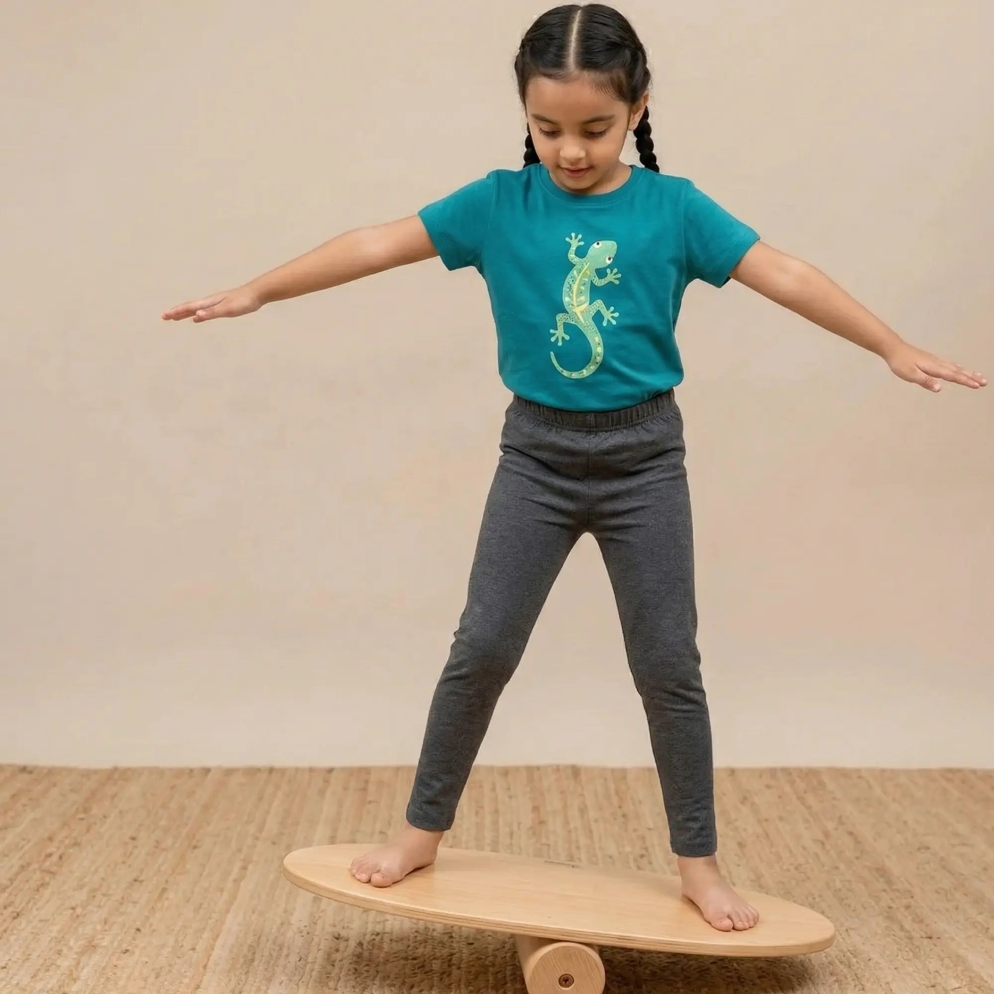 Balance Board FLOW FREE MASTER professional wooden trainer